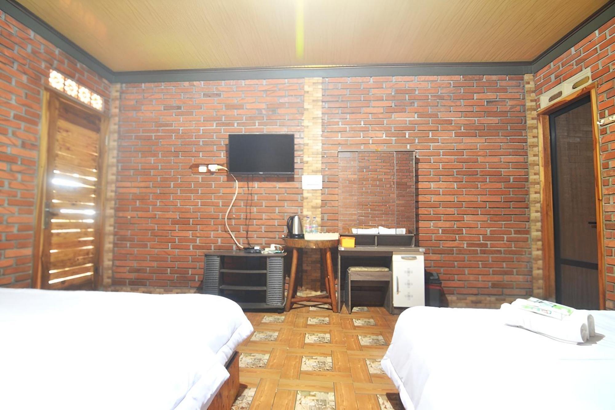 Villa Kopiori Yogyakarta Exteriör bild