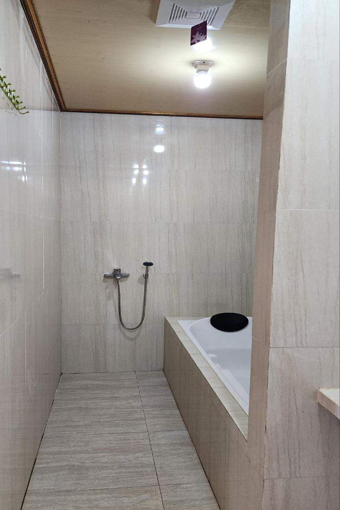Villa Kopiori Yogyakarta Exteriör bild